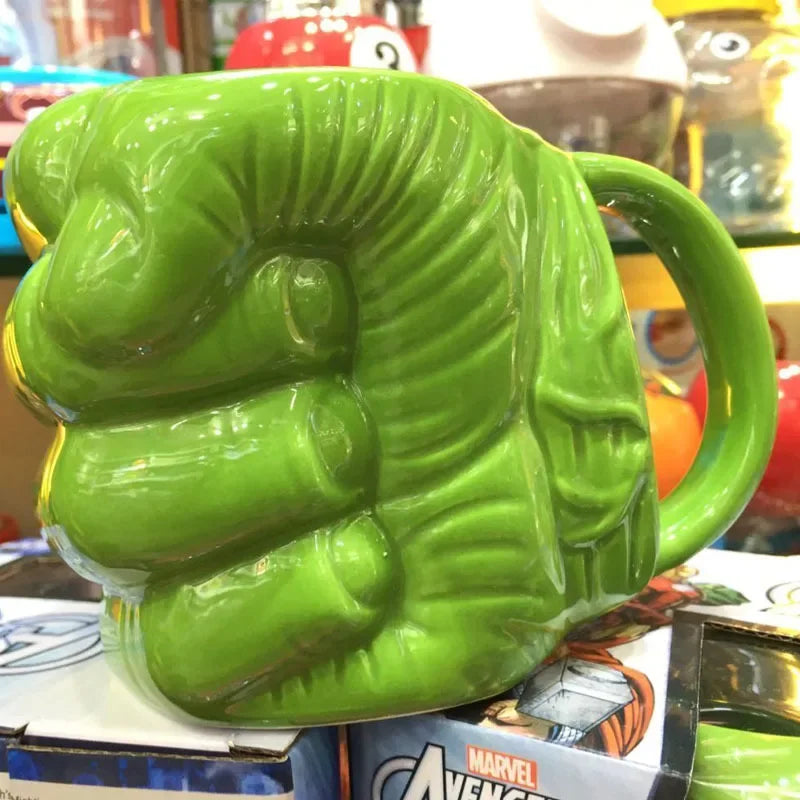 Marvel the Hulk Fist Cup (1 piece - 600ml)