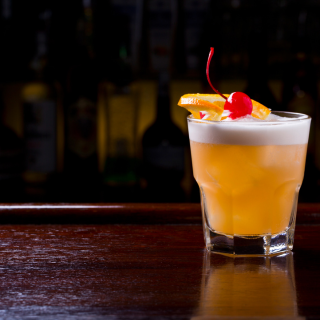 The Timeless Whiskey Sour: A Classic Cocktail to Elevate Your Evenings